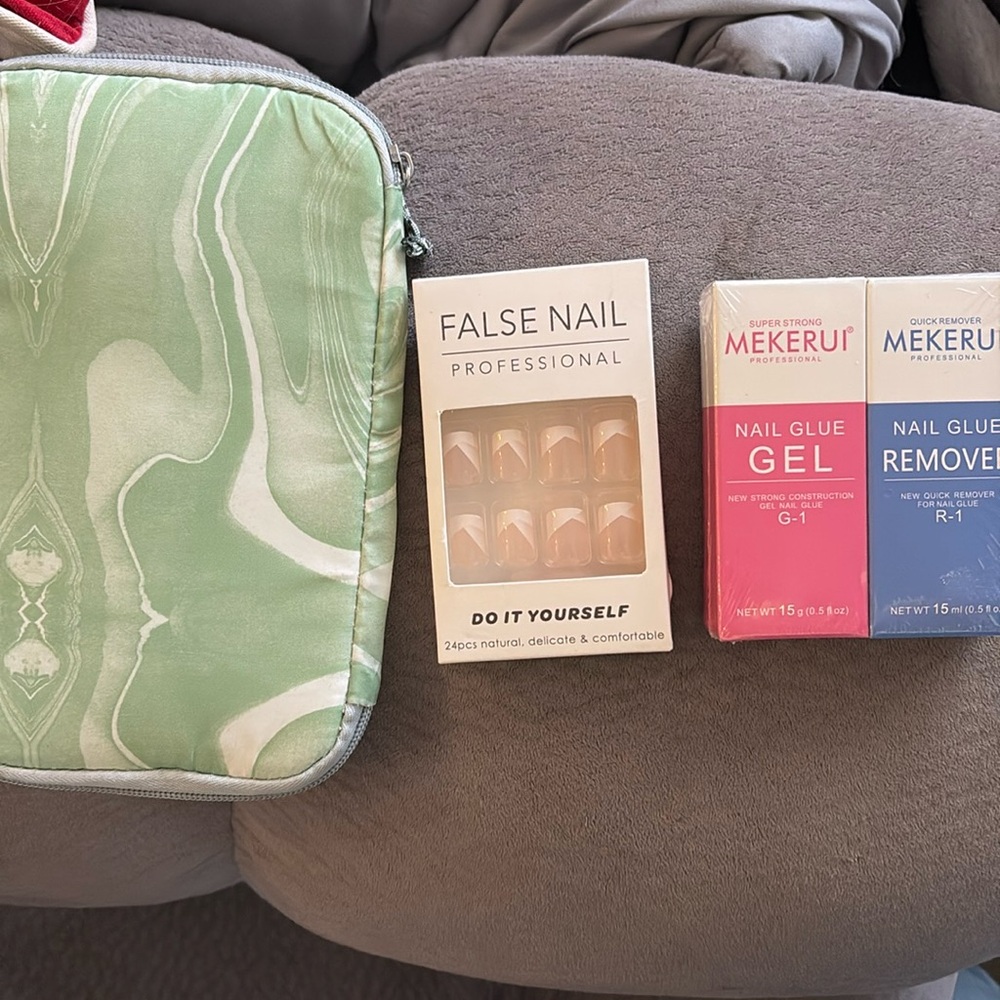False Nails and Nail Glue/Remover NWT!
